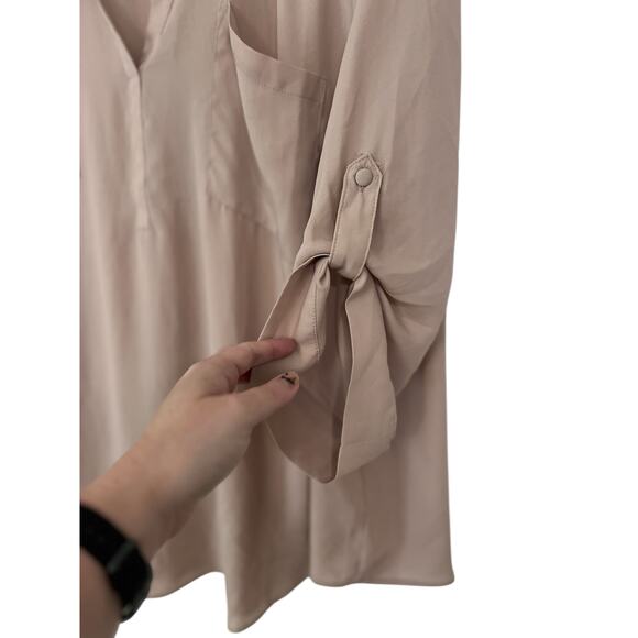 Torrid Womens Harper Collard 3/4 Sleeve Blouse Neutral Mushroom Size 3X - Picture 2 of 6